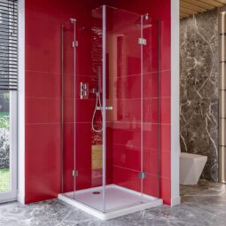 Kabina prysznicowa z niskim brodzikiem